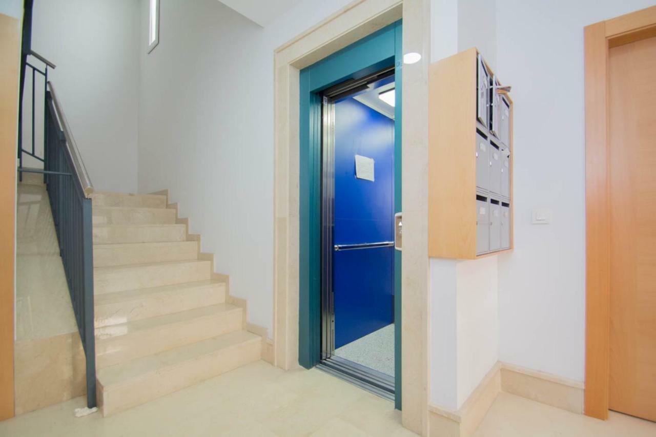 Apartament Gran Via 1B & Parking Opcional Grenada Zewnętrze zdjęcie
